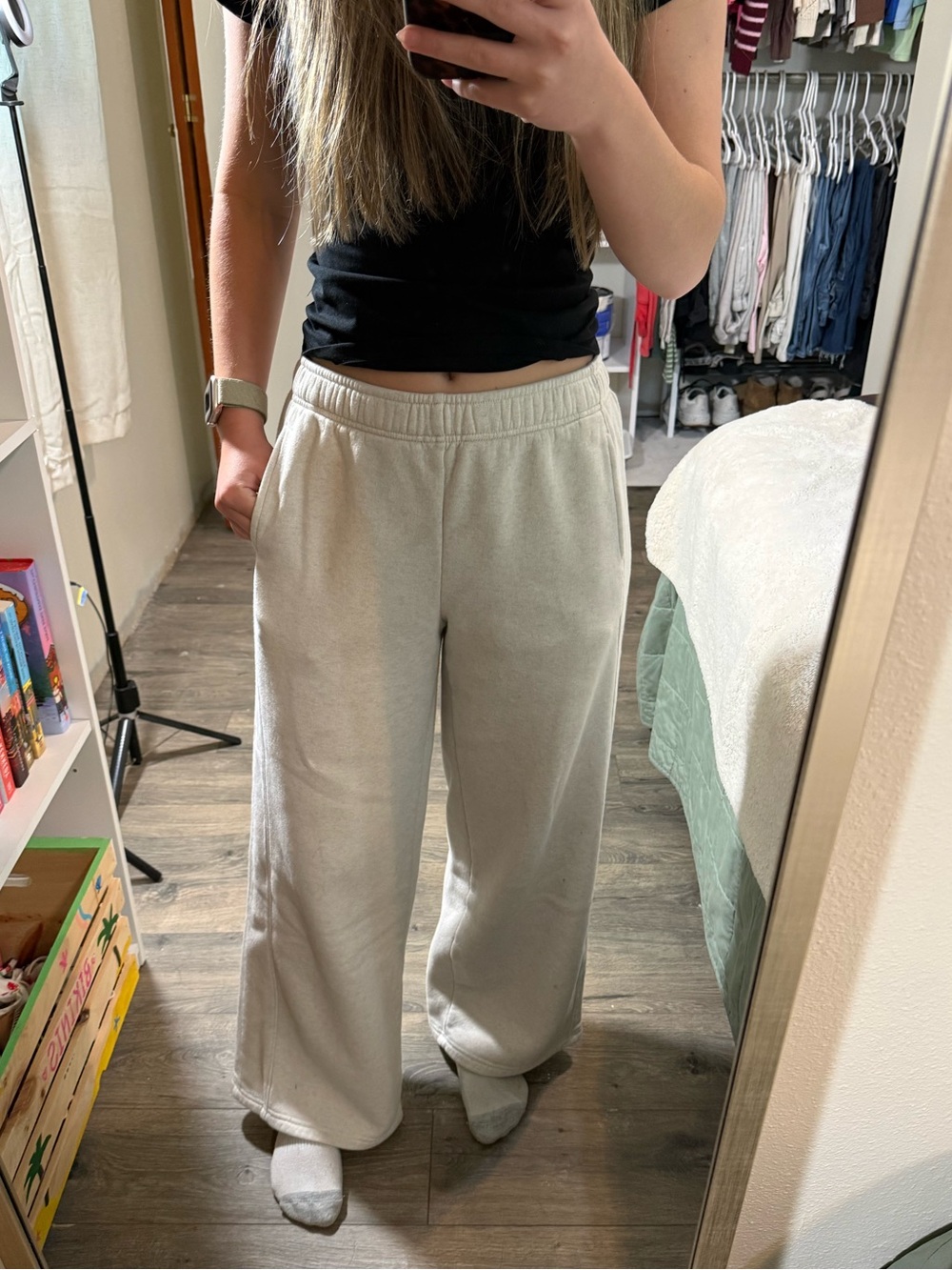 Aerie OFFLINE Cream Ivory Wide Leg Sweatpants XS Short